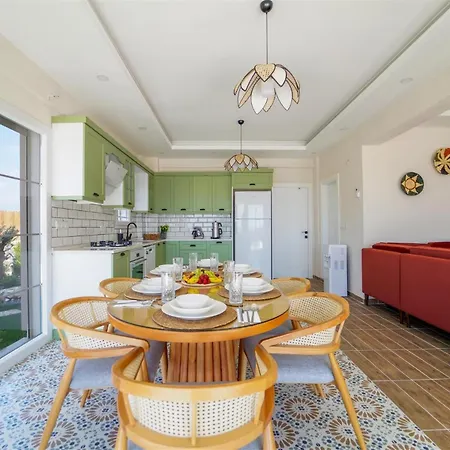 Kayra 1 Red Villa