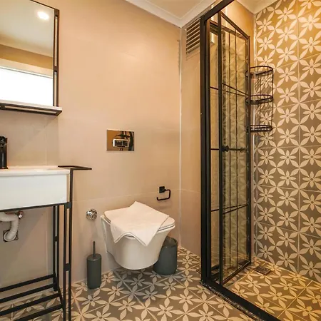 Kayra 1 Red Villa
